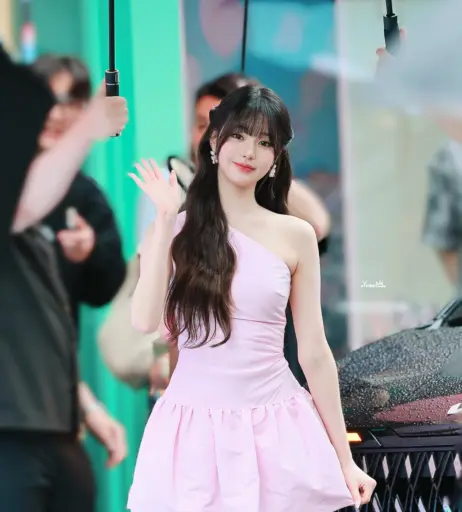 Image 10027928 from Jang Won-young / 장원영 WONYOUNG