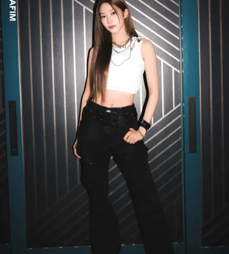 Image 10027422 from Kim Chaewon 김채원 [Le Sserafim]