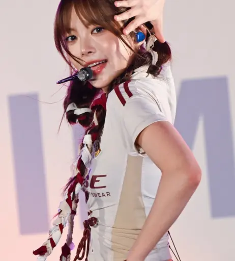 Image 10027464 from Hong Eunchae 홍은채 | LESSERAFIM