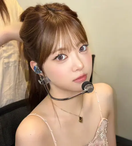 Image 10027469 from Hong Eunchae 홍은채 | LESSERAFIM