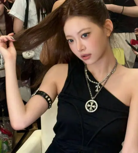 Image 10027476 from Hong Eunchae 홍은채 | LESSERAFIM