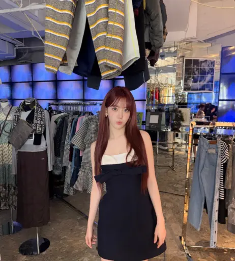 Image 10027157 from Sakura Miyawaki 宮脇 咲良 | LESSERAFIM