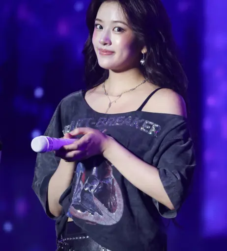 Image 10027305 from An Yujin 안유진 | (An) IVE