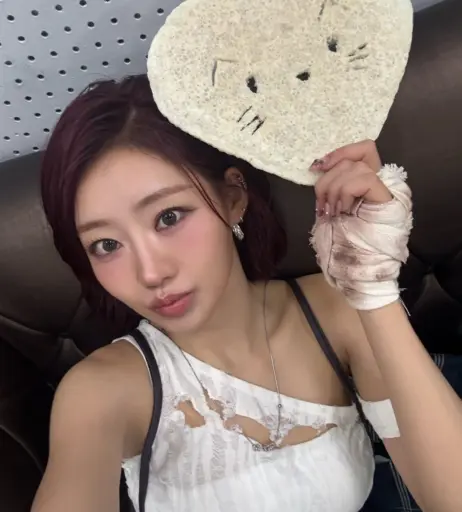 Image 10027340 from Julie (Kiss Of Life)