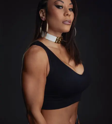 Image 10026529 from Mia Yim