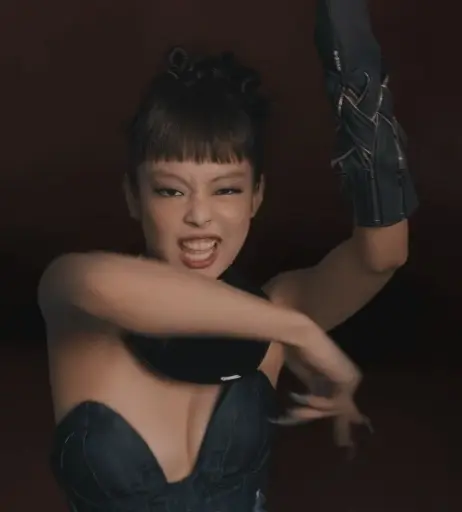Image 10026116 from Jennie | BLΛƆKPIИK (Blackpink)