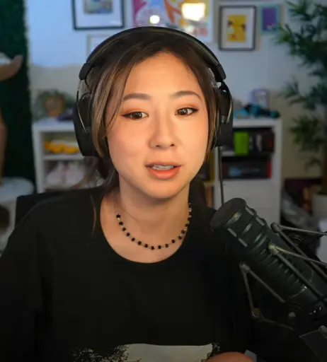 Image 10021484 from Fuslie (Leslie)