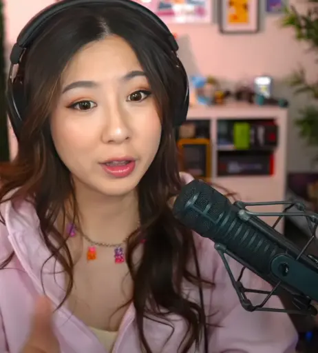 Image 10021467 from Fuslie (Leslie)