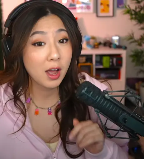 Image 10021466 from Fuslie (Leslie)