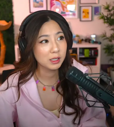Image 10021465 from Fuslie (Leslie)