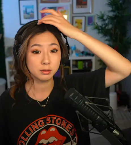 Image 10021470 from Fuslie (Leslie)