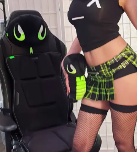 Image 10021091 from Neekolul | neeko