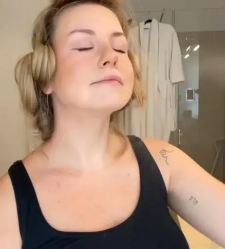 Image 1002306 from KellyMissesvlog