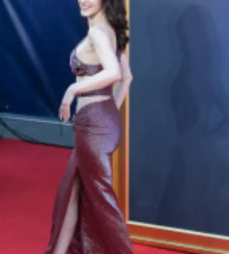 Image 10029866 from Rachel Brosnahan (Marvelous Mrs. Maisel)