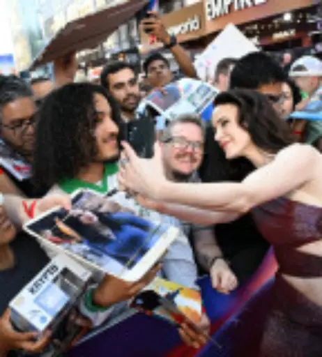 Image 10029868 from Rachel Brosnahan (Marvelous Mrs. Maisel)