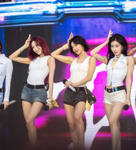 Image 10029485 from Yeji - ITZY (예지, Hwang Ye-ji)