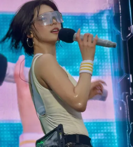 Image 10029471 from Yeji - ITZY (예지, Hwang Ye-ji)