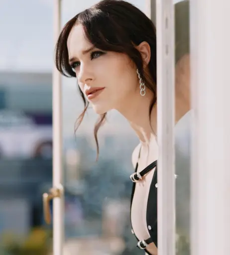 Image 10029149 from Rachel Brosnahan (Marvelous Mrs. Maisel)