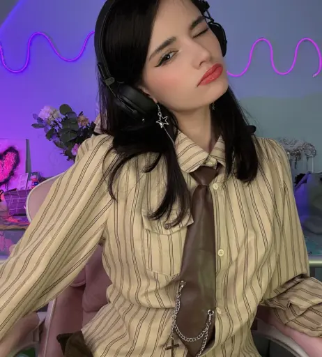 Image 10038799 from Loonassoftfeet