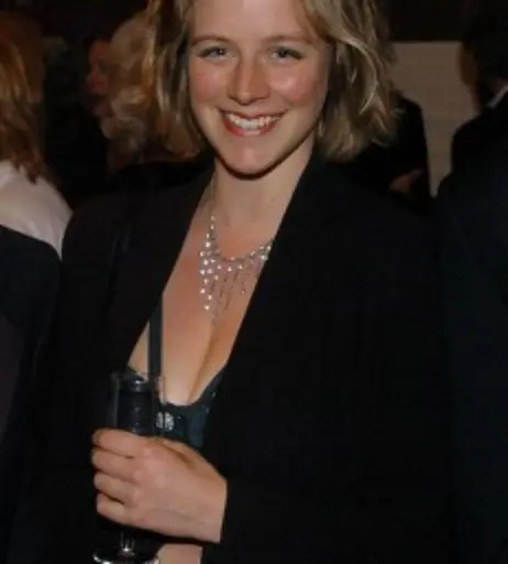 Image 10031155 from Political Ladies