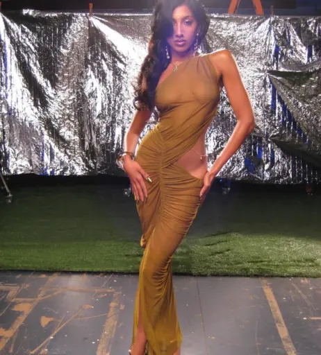 Image 10030983 from LARA RAJ / lararajj (member of KATSEYE)