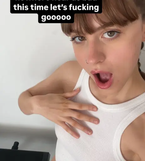 Image 10030939 from Chloe Slater - Indie Musician