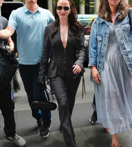 Image 10030180 from Rachel Brosnahan (Marvelous Mrs. Maisel)