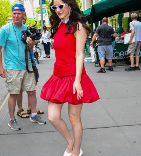 Image 10030143 from Rachel Brosnahan (Marvelous Mrs. Maisel)