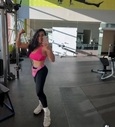 Image 10004454 from Lizzy