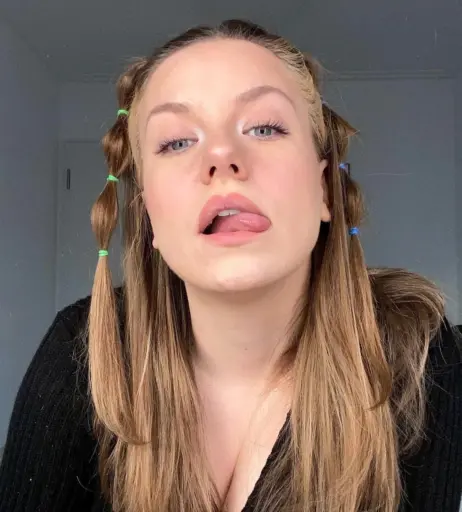 Image 1000149 from KellyMissesvlog