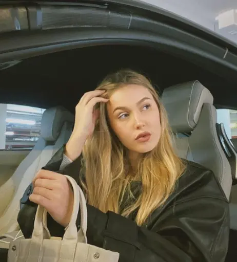 Image 1000308 from Cirizzle