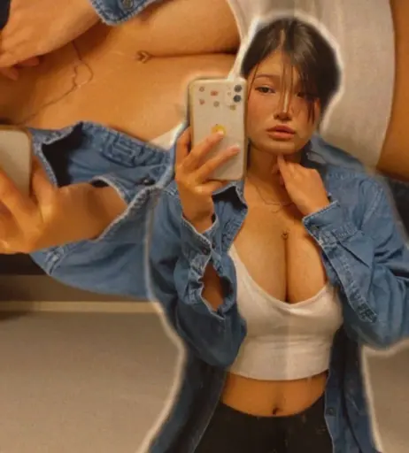 Image 10081008 from Karenxtran/Strawberry.bunni