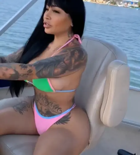 Image 3170991 from Brittanya Razavi