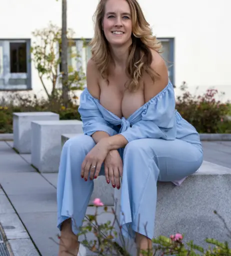 Image 3167063 from Tabi Poe