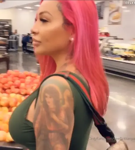 Image 3169805 from Brittanya Razavi