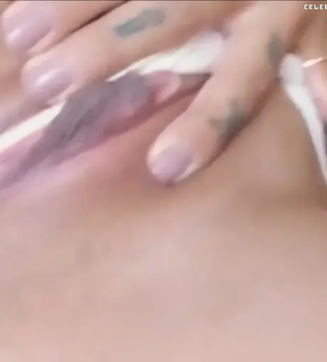 Image 3169508 from Brittanya Razavi