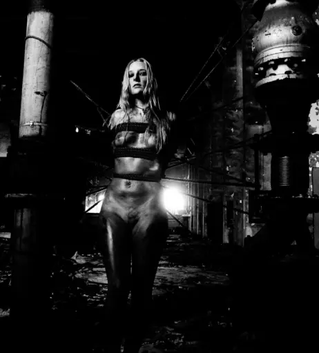 Image 3121812 from Calvato Photography - Patreon