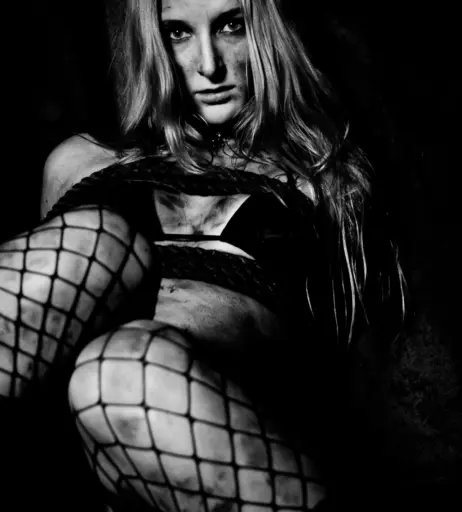 Image 3121418 from Calvato Photography - Patreon