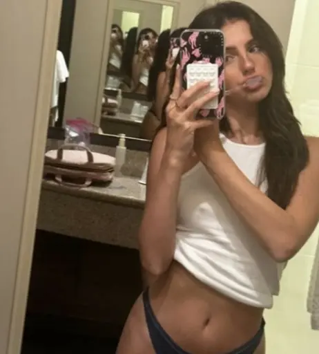 Image 3122578 from Savannah Demers