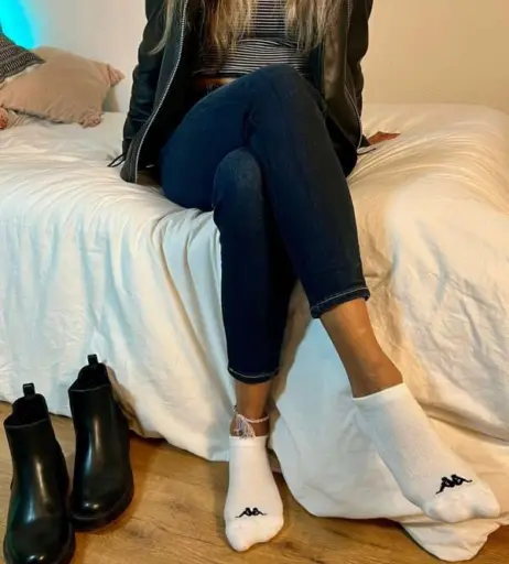 Image 3122563 from Isabela.Stillsinning