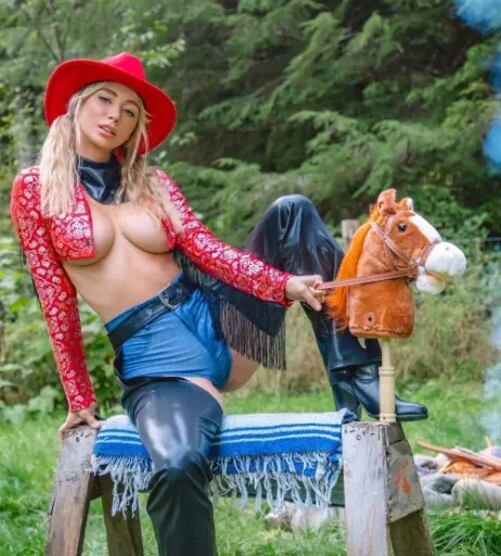 Image 3105245 from Sara Jean Underwood