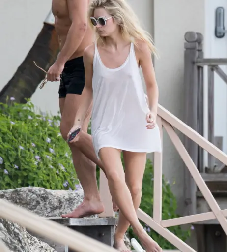 Image 3104686 from Lottie Moss