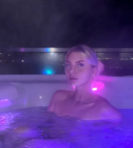 Image 3101419 from Lia Engel