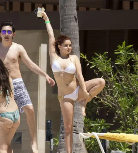 Image 3297744 from Ariel Winter