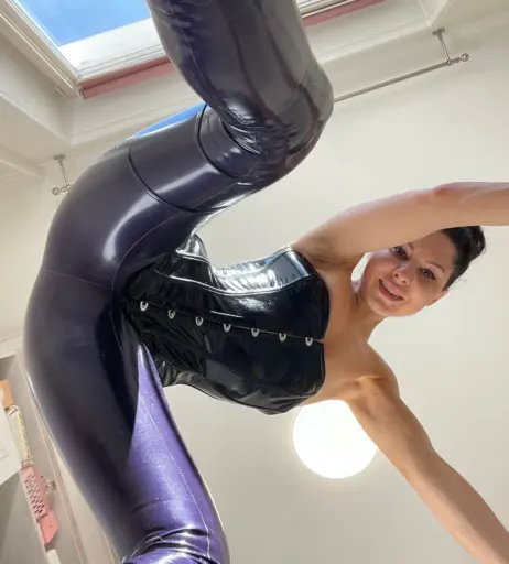 Image 327833 from Latex Juliana