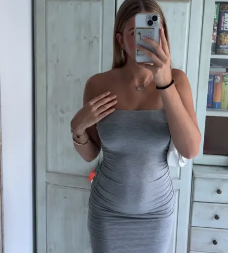 Image 3250456 from 02.queenice