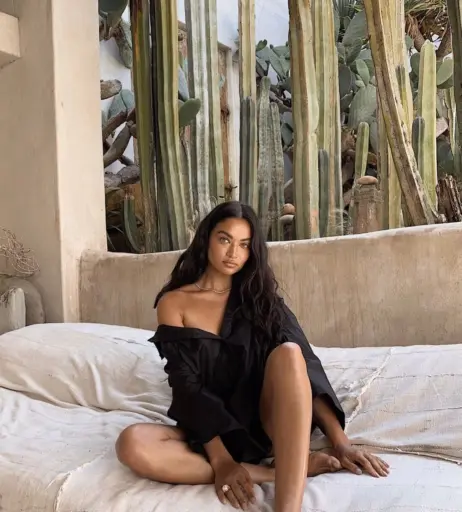 Image 3258476 from Shanina Shaik