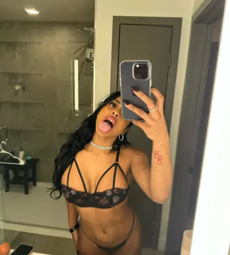 Image 322685 from Qimmah Russo