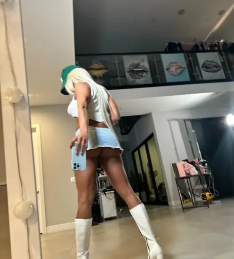 Image 322895 from Qimmah Russo