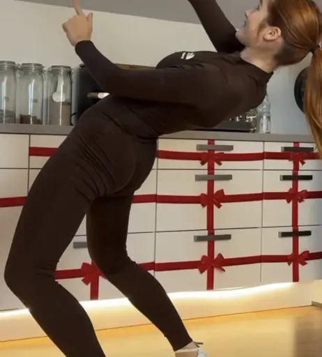 Image 3382843 from Stinalex